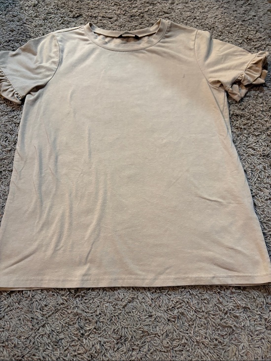 Fashion Tops - Women's Short-Sleeve Crew Tee in Light Beige